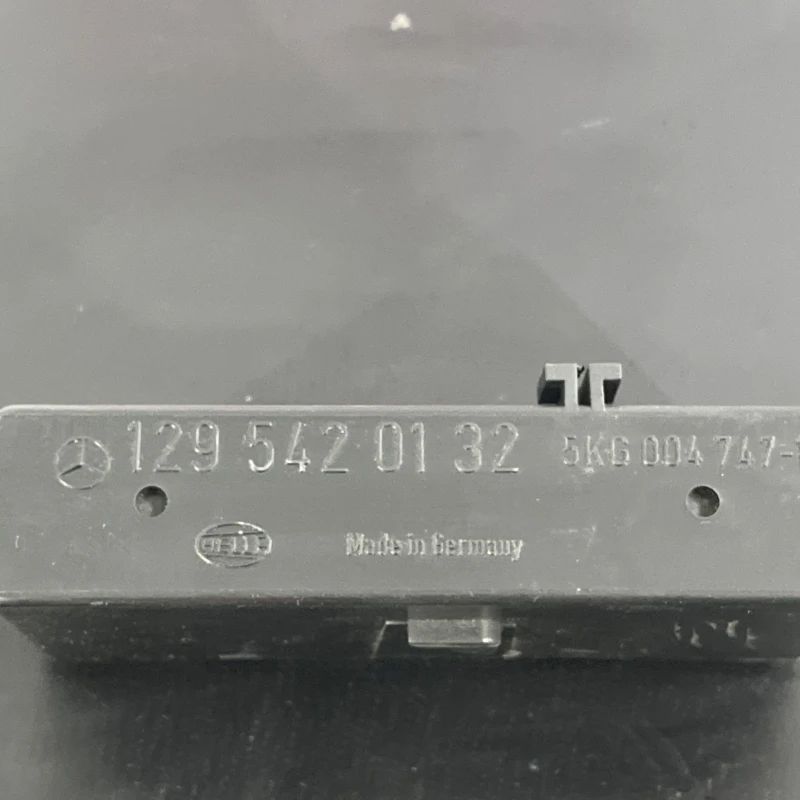 Releu control faruri / Mercedes-Benz SL R129 1992 / Audio si electronice