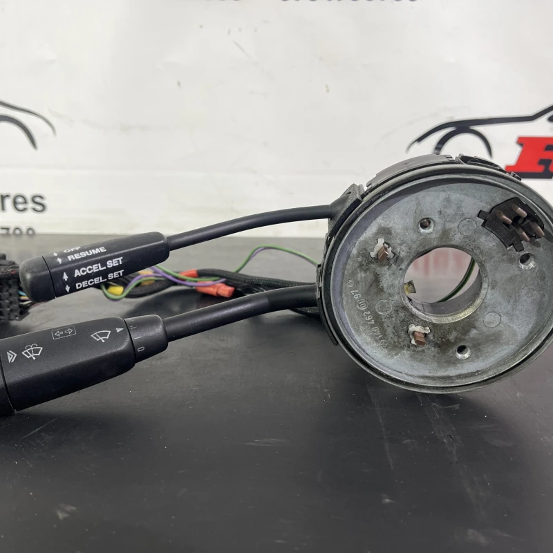 Spira volan cu manete / Mercedes-Benz SL R129 1992 / Audio si electronice