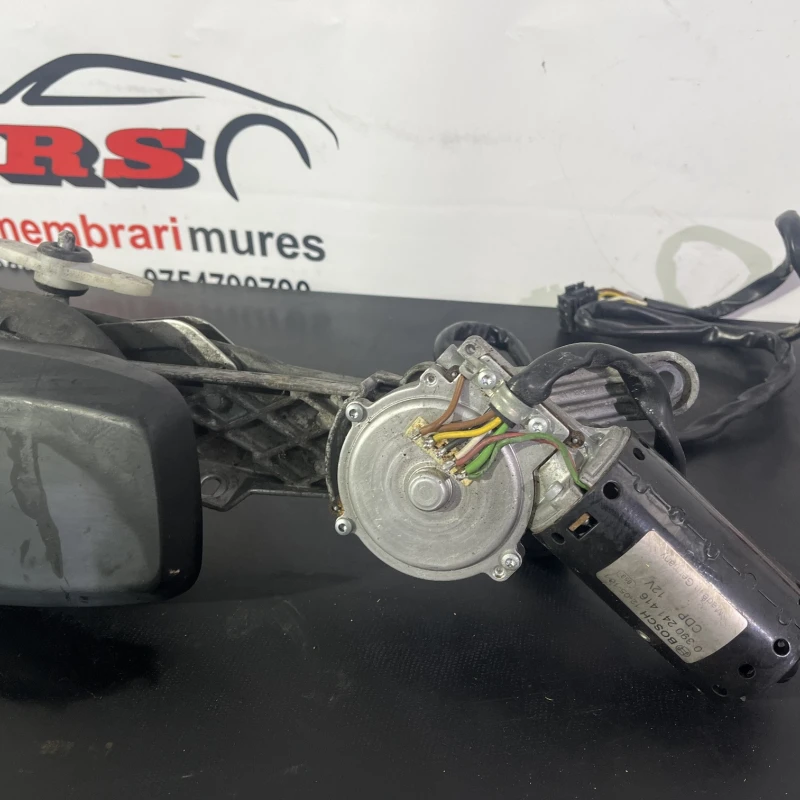 Ansamblu stergatoare parbriz cu motoras / Mercedes-Benz SL R129 1992 / Caroserie, oglinzi si faruri