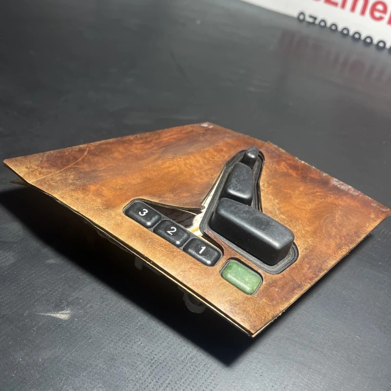 Butoane reglare scaun stanga fata / Mercedes-Benz SL R129 1993 / Interior