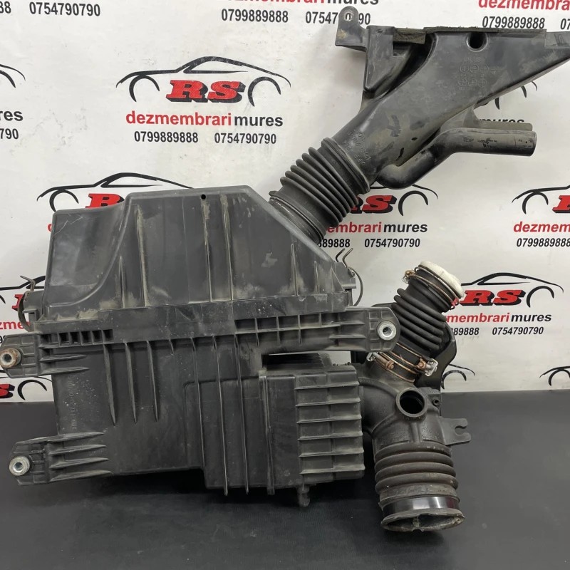 Carcasa filtru aer / Lexus RX 400h XU30 2007 / Motor, racire si evacuare