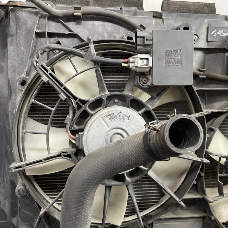 Set radiatoare / Lexus RX 400h XU30 2007 / Motor, racire si evacuare