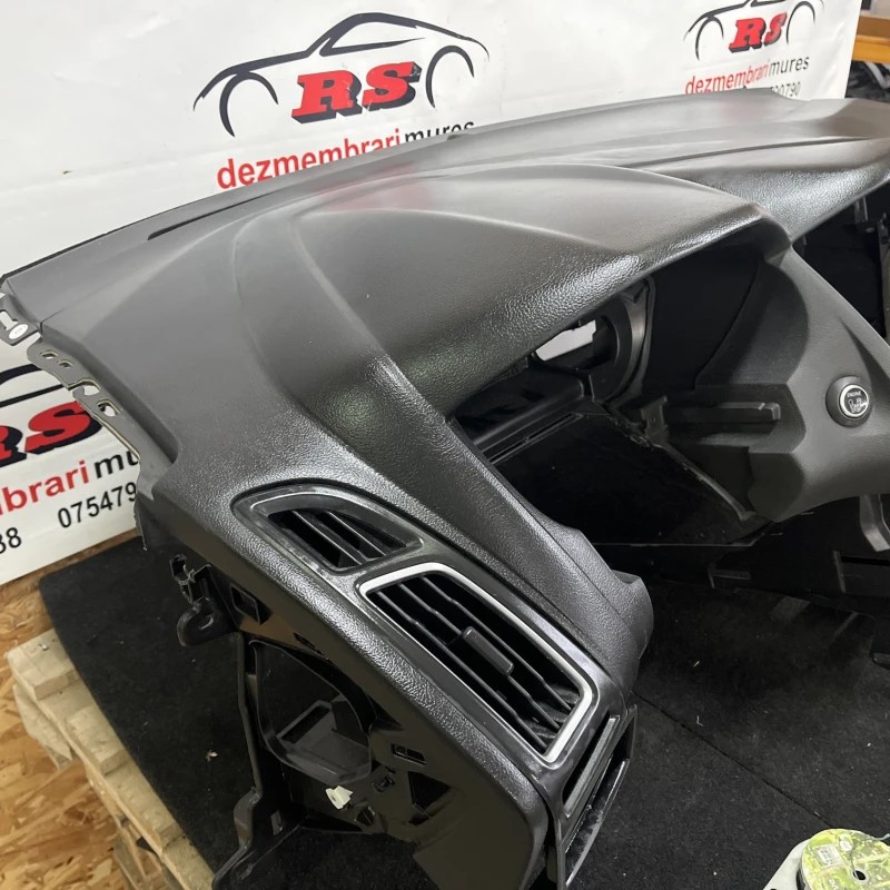 Plansa bord / Ford Focus MK4 2015 / Interior