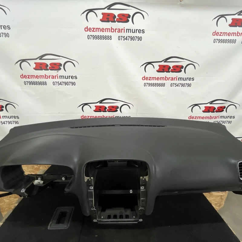 Plansa bord / Volkswagen Golf MK6 2011 / Interior