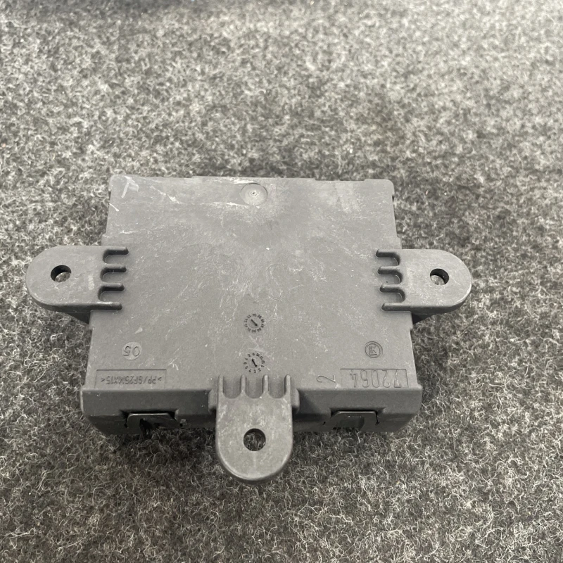 Modul usa dreapta spate / Volvo XC60 D5 2009 / Caroserie, oglinzi si faruri