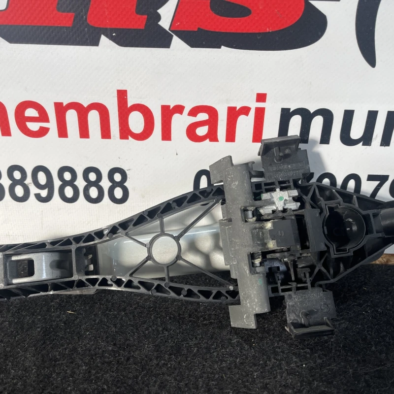 Maner usa dreapta spate / Volvo XC60 D5 2009 / Caroserie, oglinzi si faruri