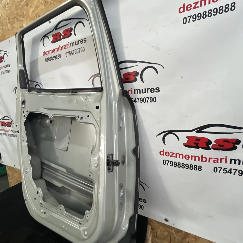 Usa stanga spate / Volvo XC60 D5 2009 / Caroserie, oglinzi si faruri