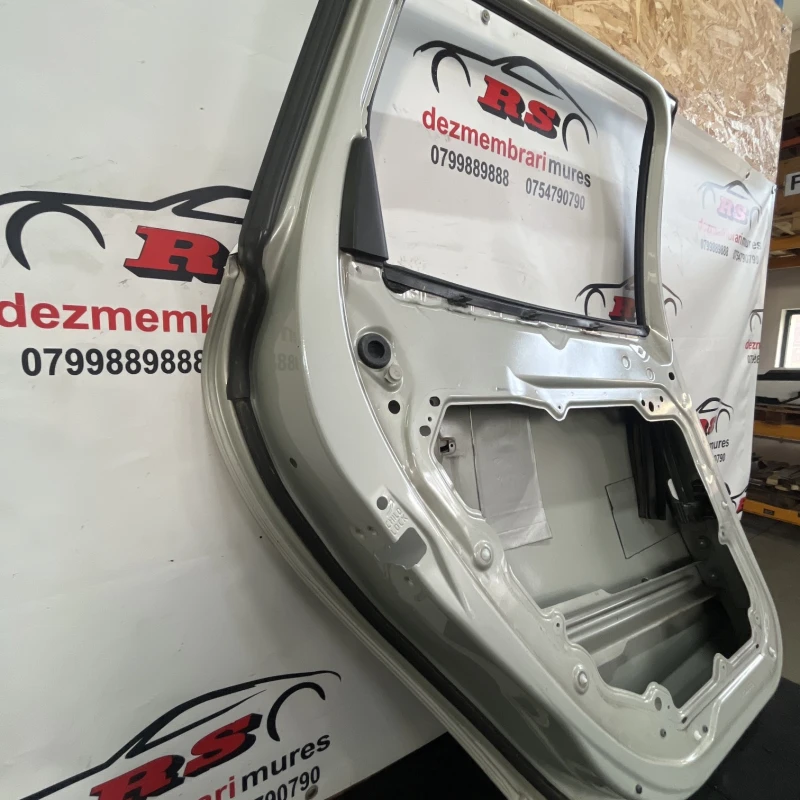 Usa stanga spate / Volvo XC60 D5 2009 / Caroserie, oglinzi si faruri