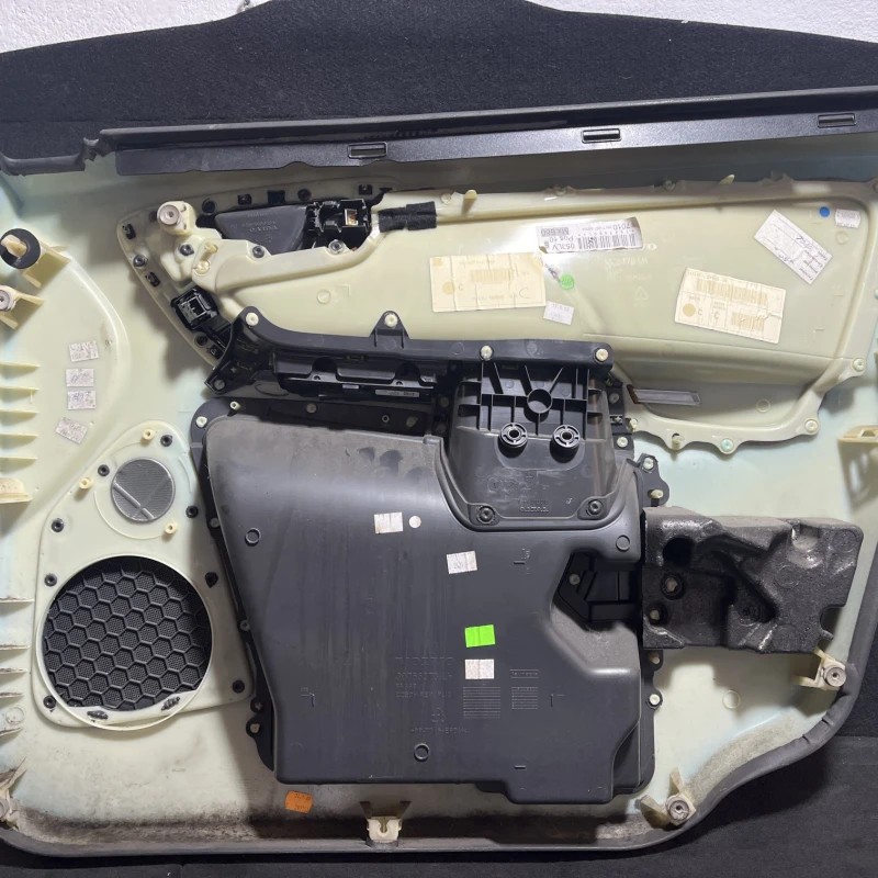 Panou tapiterie usa stanga fata / Volvo XC60 D5 2009 / Interior