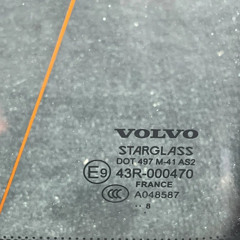 Geam caroserie dreapta spate / Volvo XC60 D5 2009 / Caroserie, oglinzi si faruri