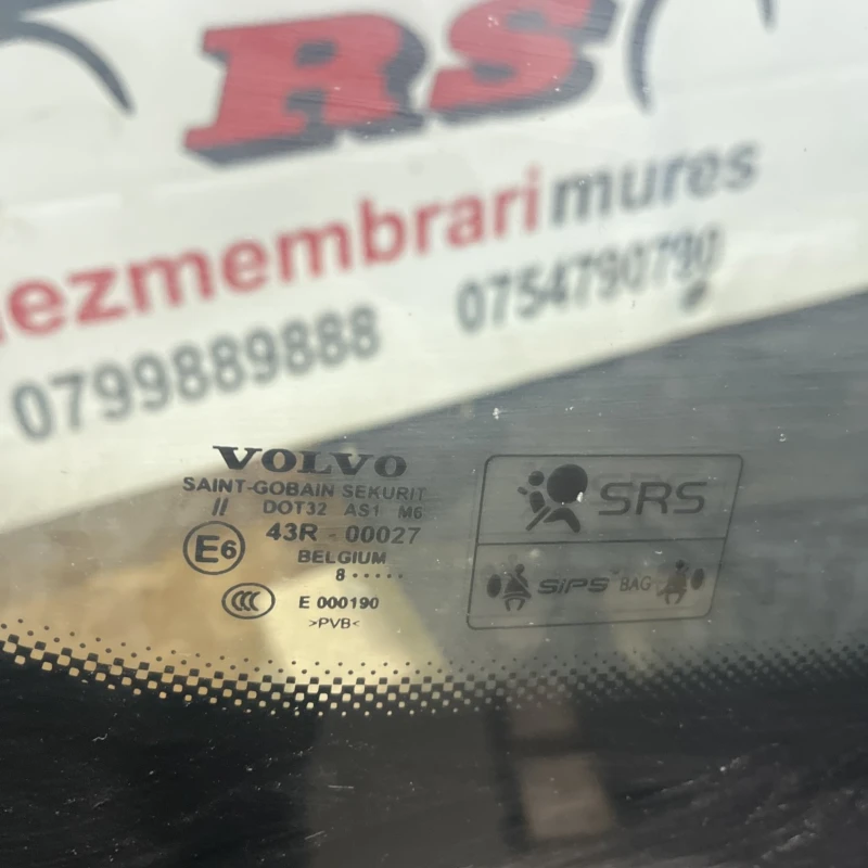 Parbriz / Volvo XC60 D5 2009 / Caroserie, oglinzi si faruri