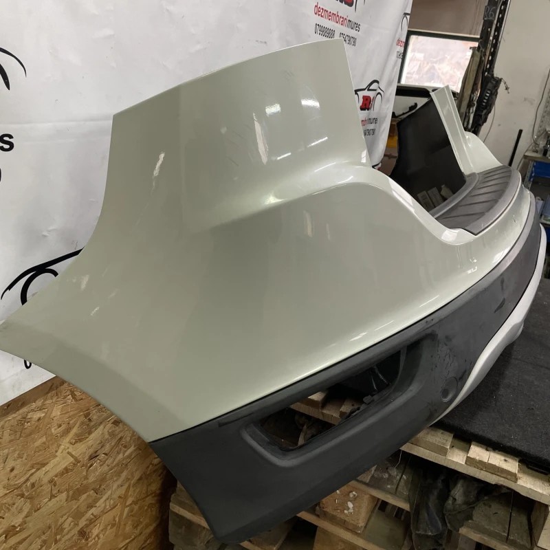 Bara spate / Volvo XC60 D5 2009 / Caroserie, oglinzi si faruri