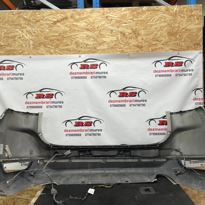 Bara spate / Volvo XC60 D5 2009 / Caroserie, oglinzi si faruri