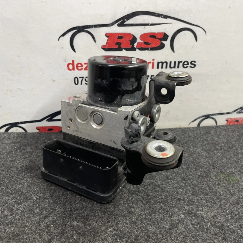 Pompa abs / Volvo XC60 D5 2009 / Frane