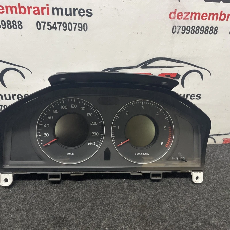 Ceas bord Volvo 