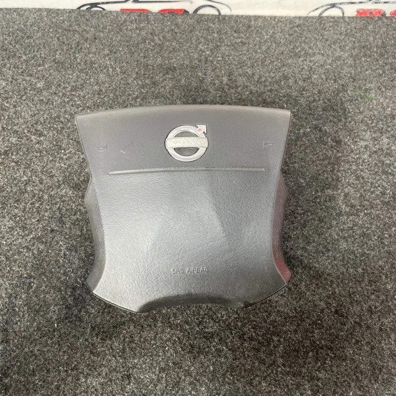 Airbag volan / Volvo XC60 D5 2009 / Interior