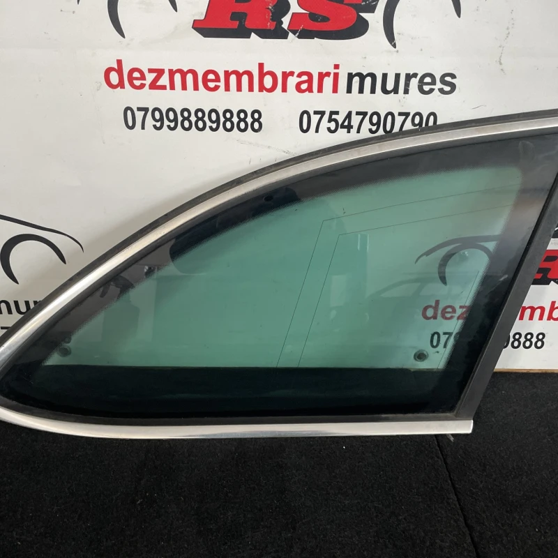 Geam lateral spate dreapta / Skoda Superb II 3T 2011 / Caroserie, oglinzi si faruri