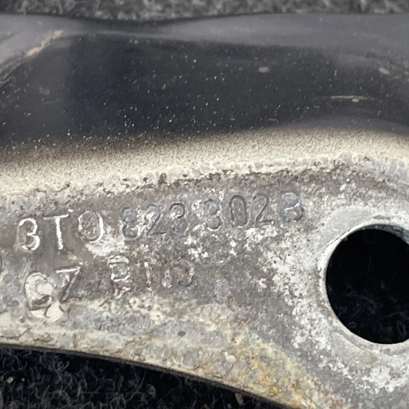 Balamale capota / Skoda Superb II 3T 2011 / Caroserie, oglinzi si faruri