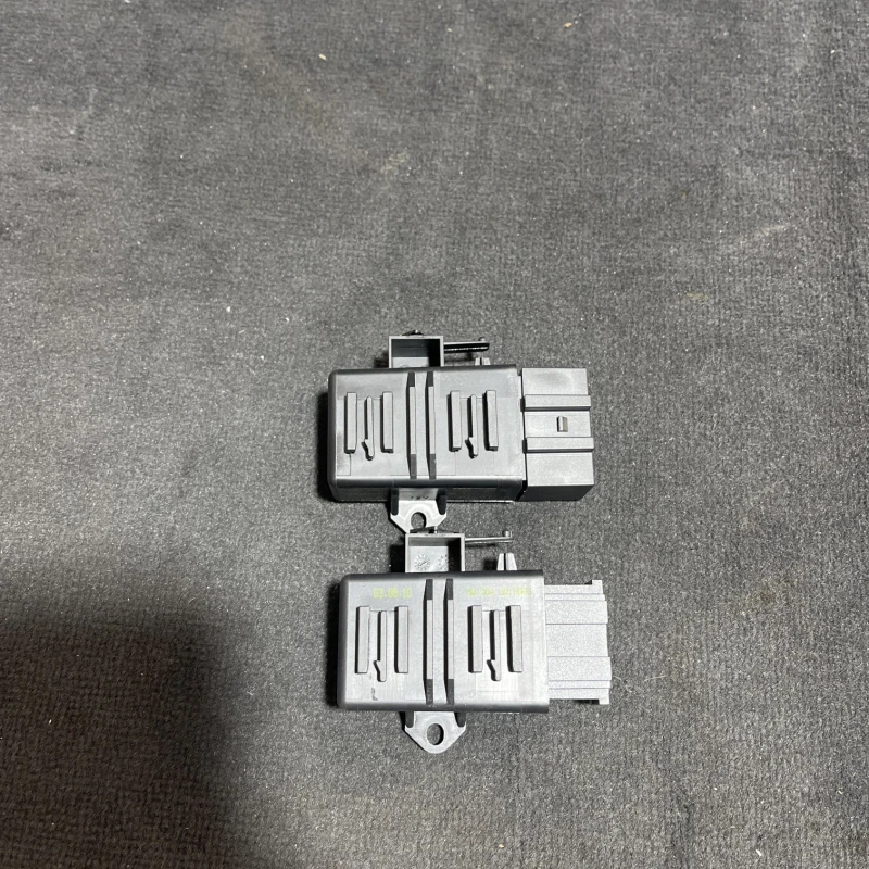 Releu incalzire scaune Skoda 