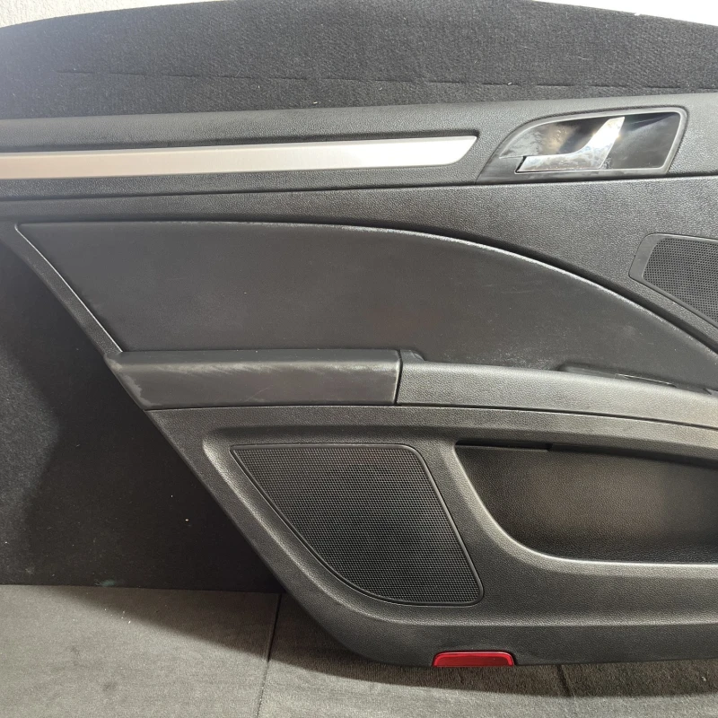 Panou tapiterie usa stanga spate / Skoda Superb II 3T 2011 / Interior