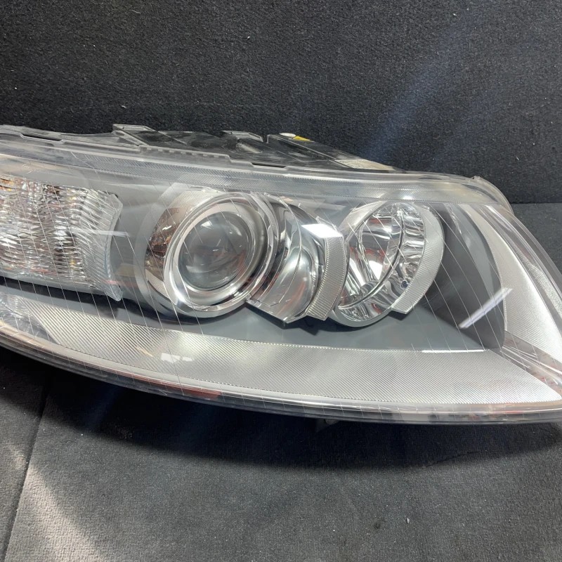 Far dreapta xenon EUROPA / Audi A6 Allroad C6 2008 / Caroserie, oglinzi si faruri