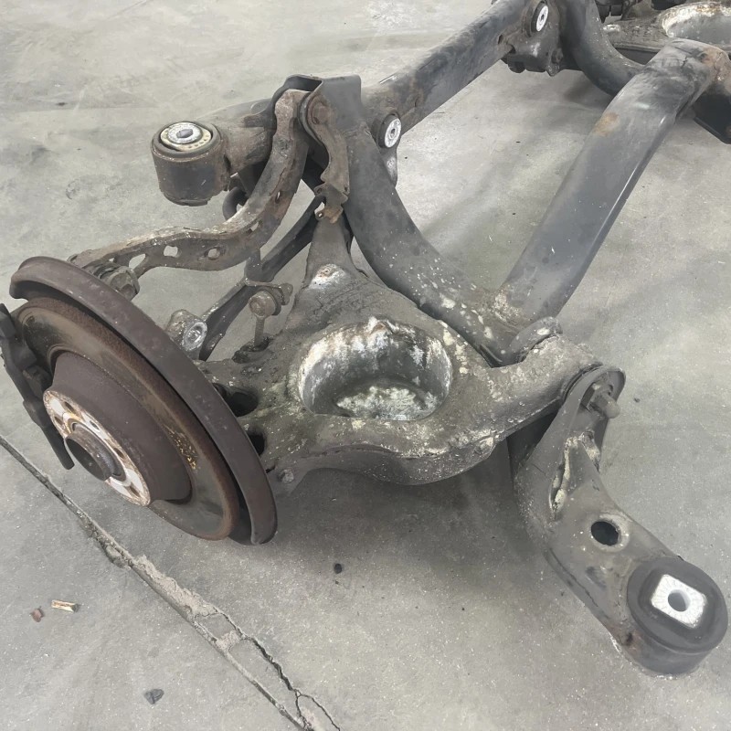 Punte spate / Audi A6 Allroad C6 2008 / Directie si suspensie