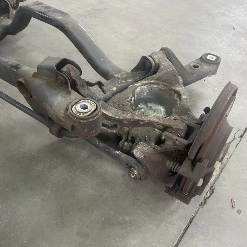 Punte spate / Audi A6 Allroad C6 2008 / Directie si suspensie