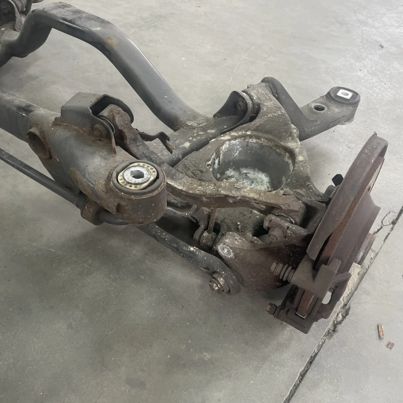 Punte spate / Audi A6 Allroad C6 2008 / Directie si suspensie