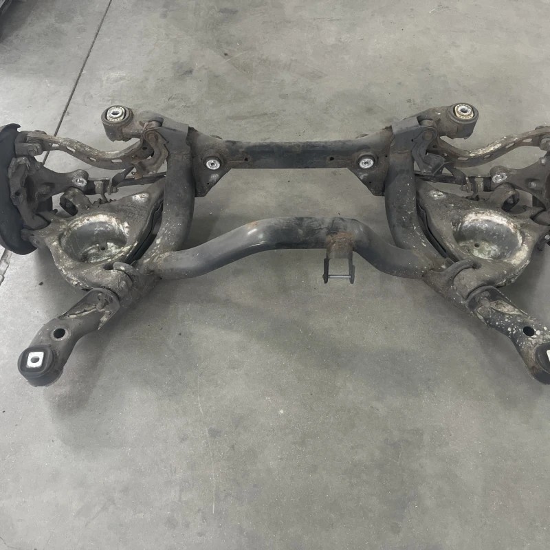 Punte spate / Audi A6 Allroad C6 2008 / Directie si suspensie