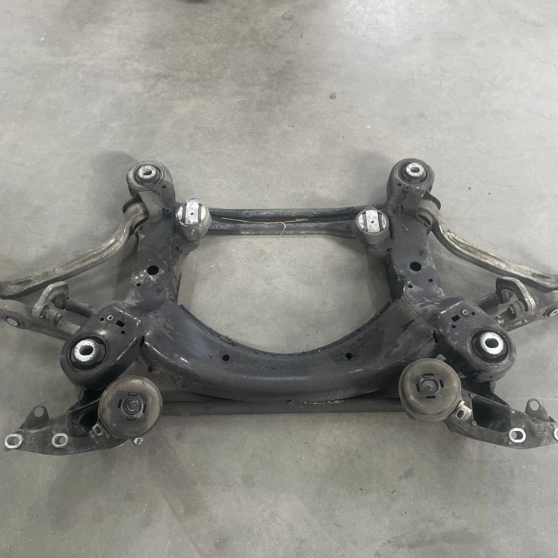 Punte fata jug suport motor Audi A6 Allroad C6 2008