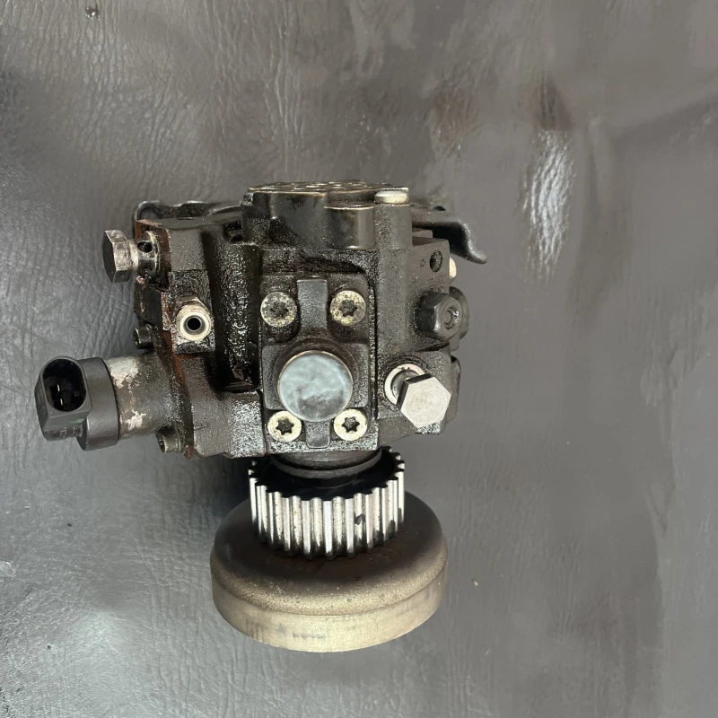 Pompa de injectie inalte / Audi A6 Allroad C6 2008 / Motor, racire si evacuare