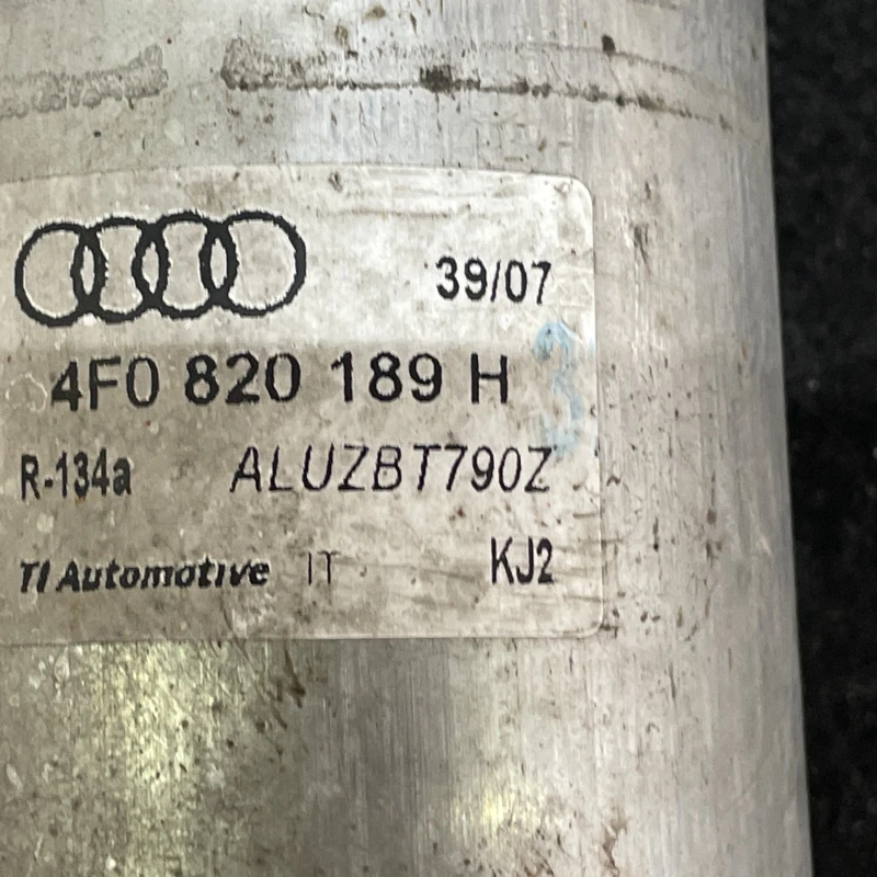 Filtru deshidrator / Audi A6 Allroad C6 2008 / Motor, racire si evacuare
