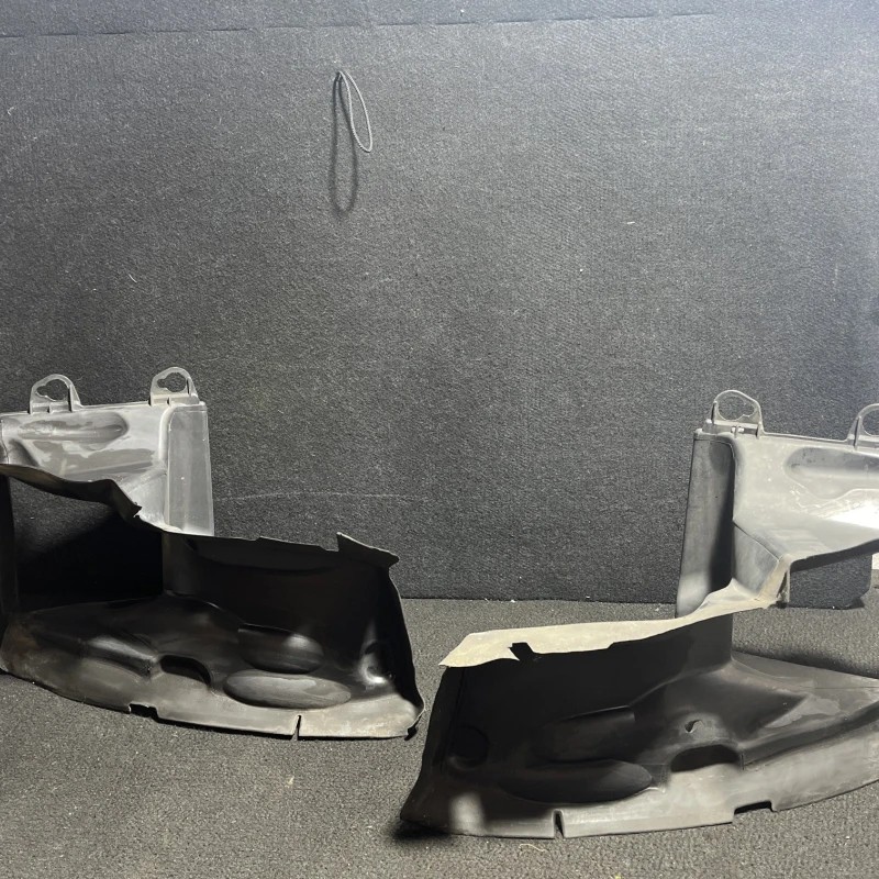 Difuzor priza aer intercooler / Audi A6 Allroad C6 2008 / Caroserie, oglinzi si faruri