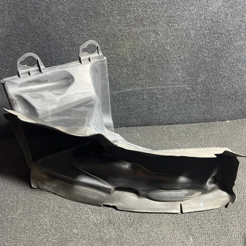 Difuzor priza aer intercooler / Audi A6 Allroad C6 2008 / Caroserie, oglinzi si faruri