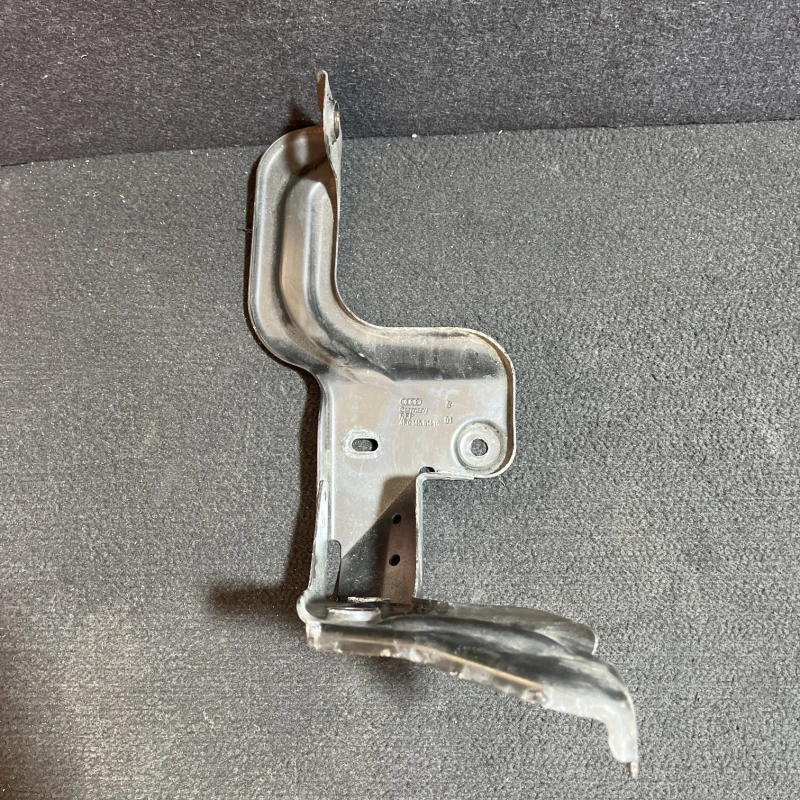 Suport aripa dreapta fata / Audi A6 Allroad C6 2008 / Caroserie, oglinzi si faruri