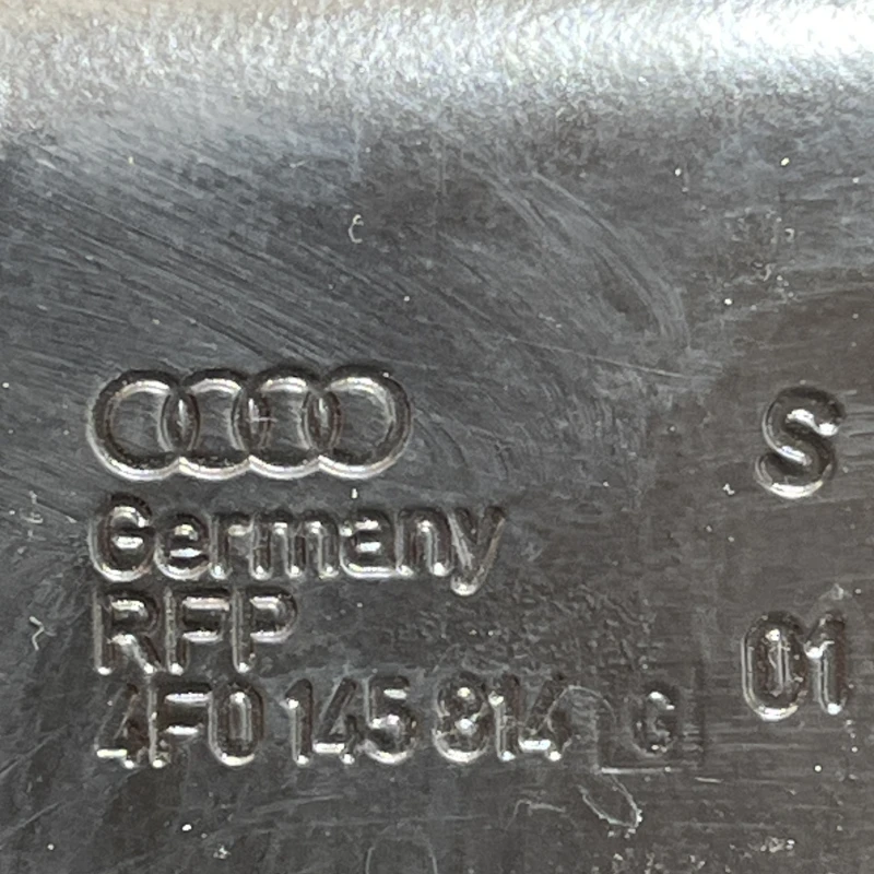 Suport aripa dreapta fata / Audi A6 Allroad C6 2008 / Caroserie, oglinzi si faruri