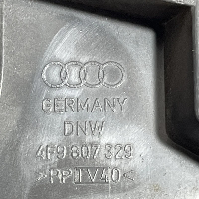 Suport bara spate / Audi A6 Allroad C6 2008 / Caroserie, oglinzi si faruri