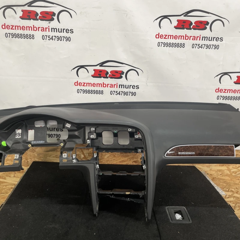 Plansa bord Audi 