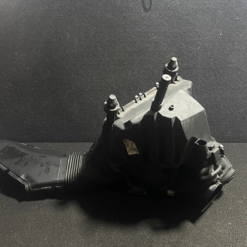 Carcasa filtru aer / Audi A6 Allroad C6 2008 / Motor, racire si evacuare