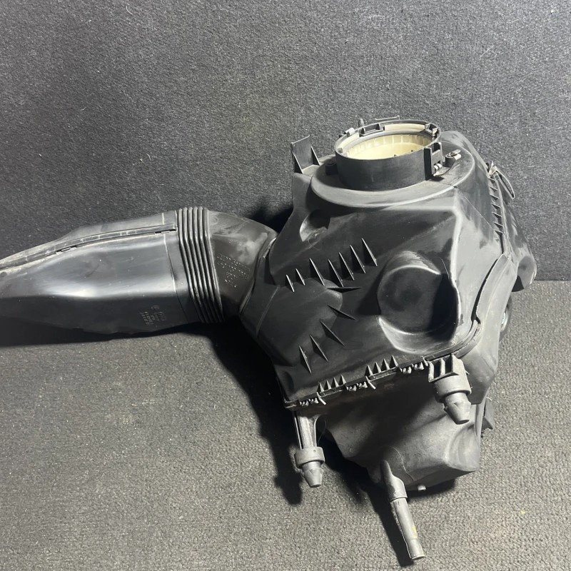 Carcasa filtru aer / Audi A6 Allroad C6 2008 / Motor, racire si evacuare