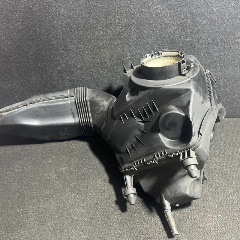 Carcasa filtru aer / Audi A6 Allroad C6 2008 / Motor, racire si evacuare