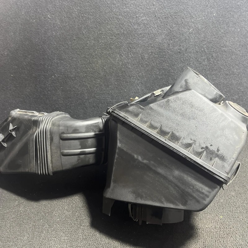 Carcasa filtru aer / Audi A6 Allroad C6 2008 / Motor, racire si evacuare