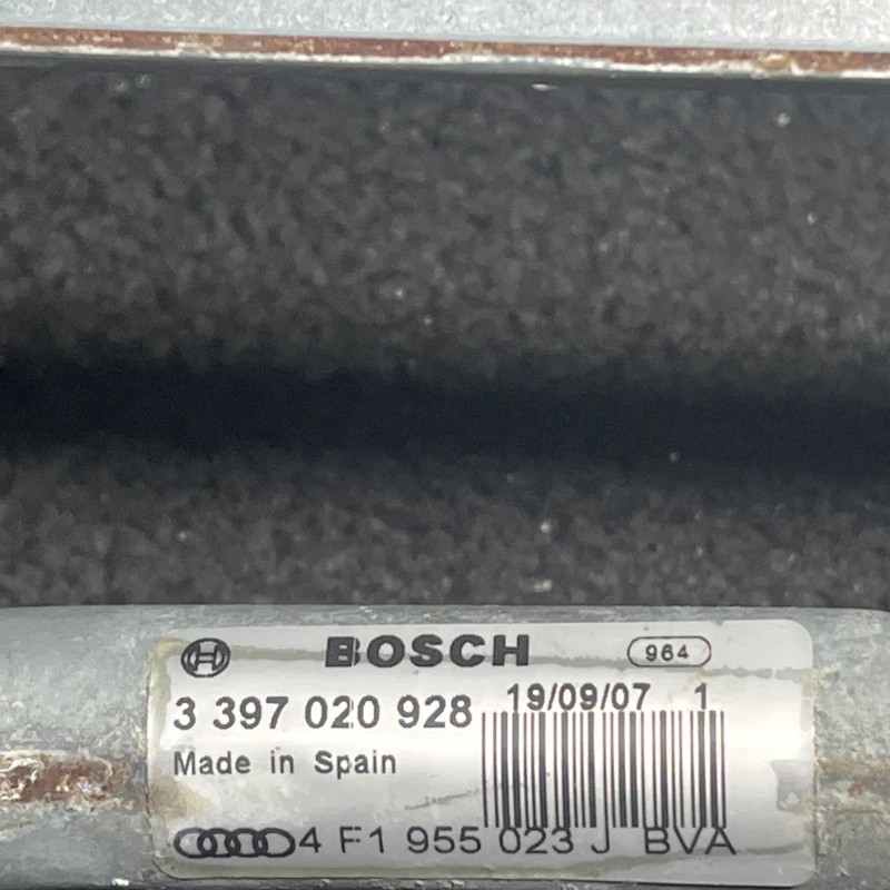 Ansamblu stergatoare cu motoras / Audi A6 Allroad C6 2008 / Caroserie, oglinzi si faruri