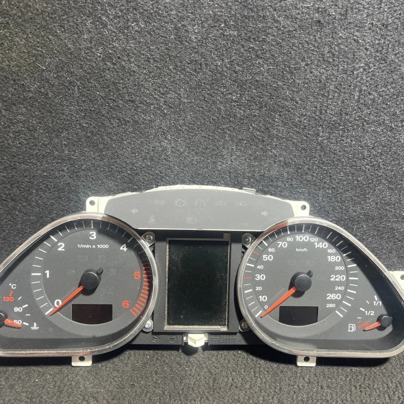 Ceas bord / Audi A6 Allroad C6 2008 / Audio si electronice