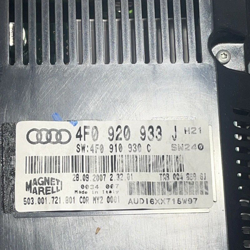 Ceas bord / Audi A6 Allroad C6 2008 / Audio si electronice