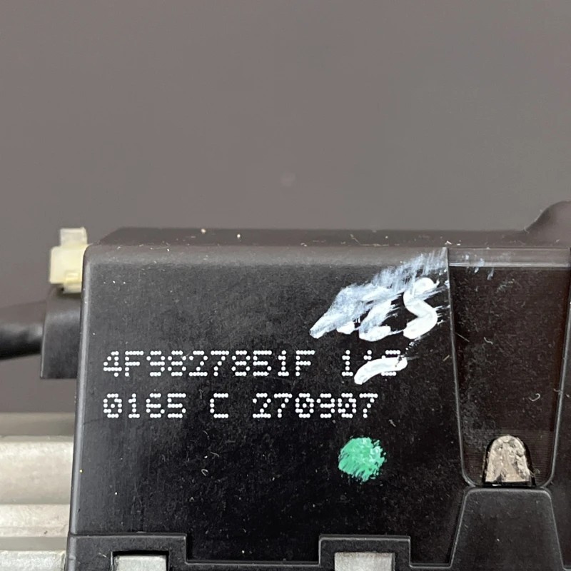 Motoras deschidere haion / Audi A6 Allroad C6 2008 / Caroserie, oglinzi si faruri