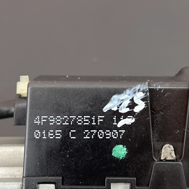 Motoras deschidere haion / Audi A6 Allroad C6 2008 / Caroserie, oglinzi si faruri