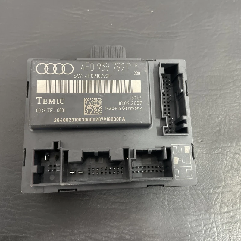 Modul usa dreapta fata Audi 
