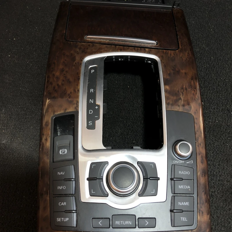 Butoane consola centrala / Audi A6 Allroad C6 2008 / Interior