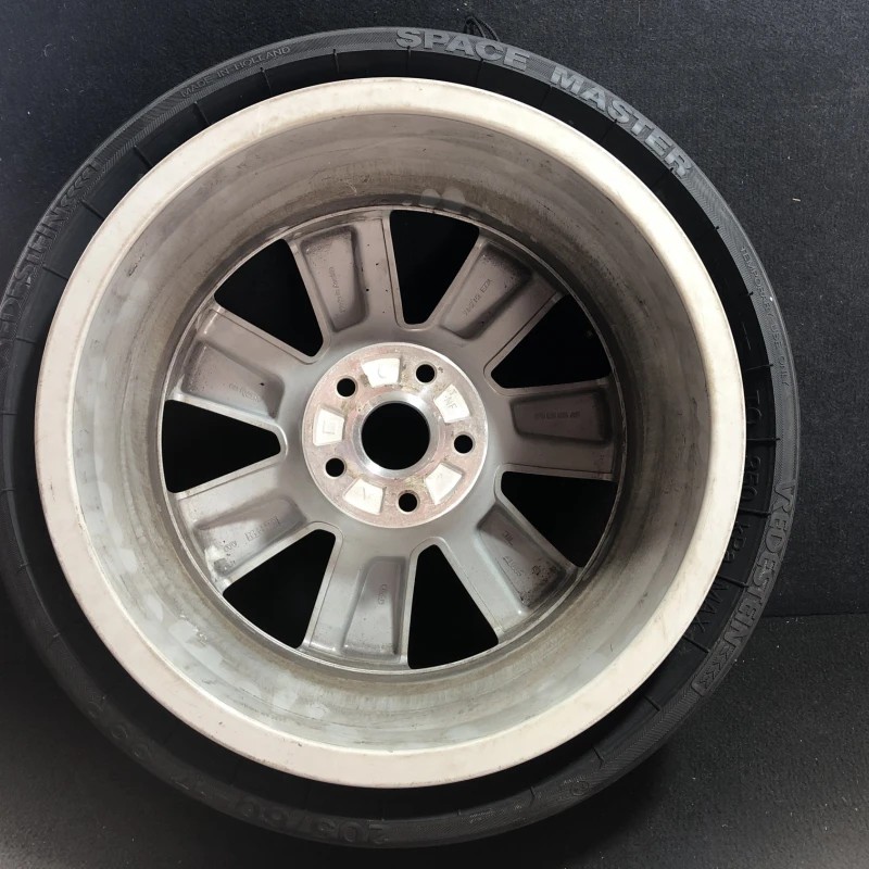 Roata de rezerva / Audi A6 Allroad C6 2008 / Anvelope
